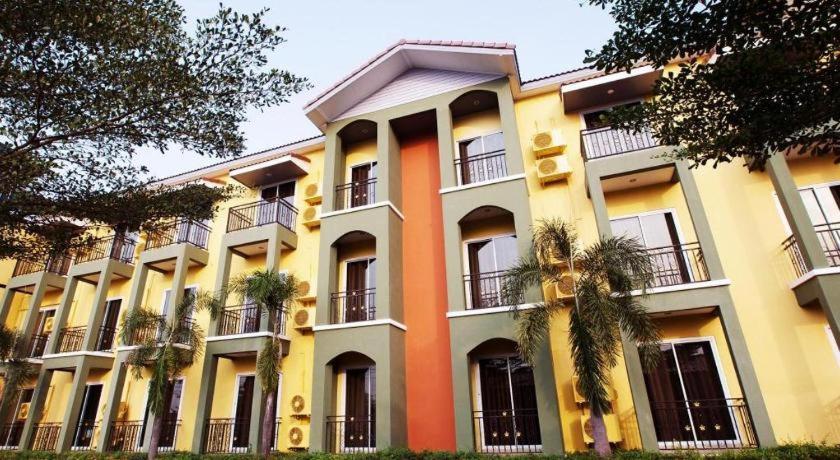 B2 Buriram Boutique And Budget Hotel Kültér fotó
