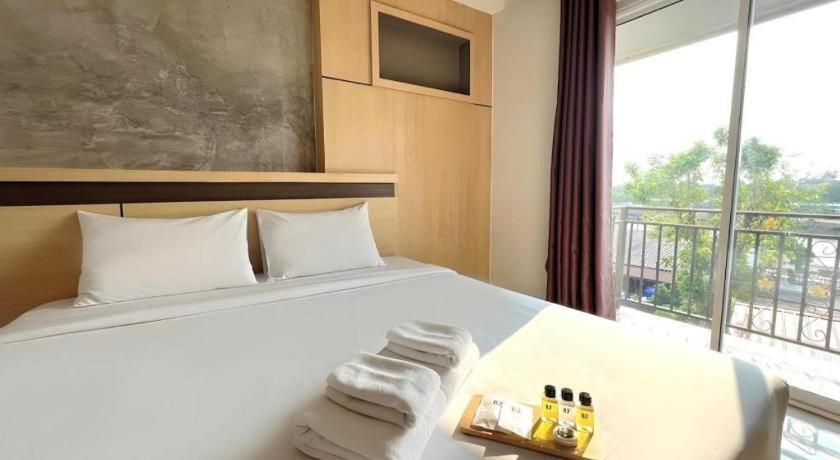 B2 Buriram Boutique And Budget Hotel Kültér fotó