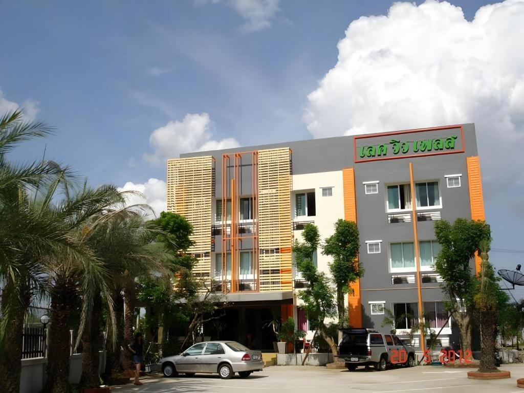 B2 Buriram Boutique And Budget Hotel Kültér fotó
